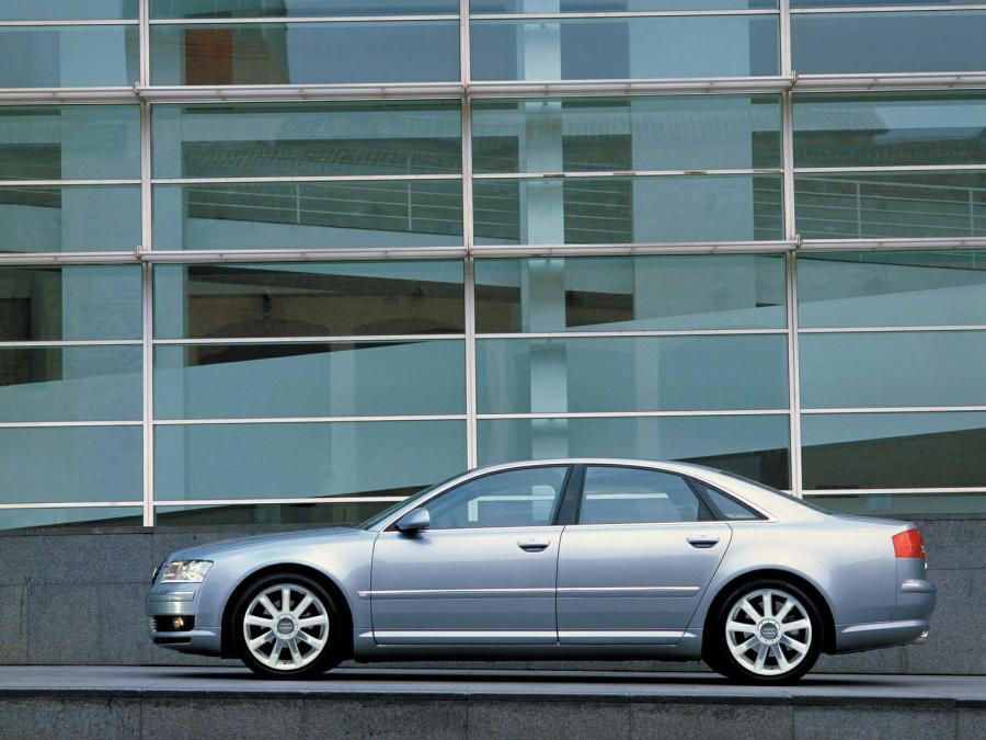  Audi A8 (D3) 2003 года  (фото 5 из 7)